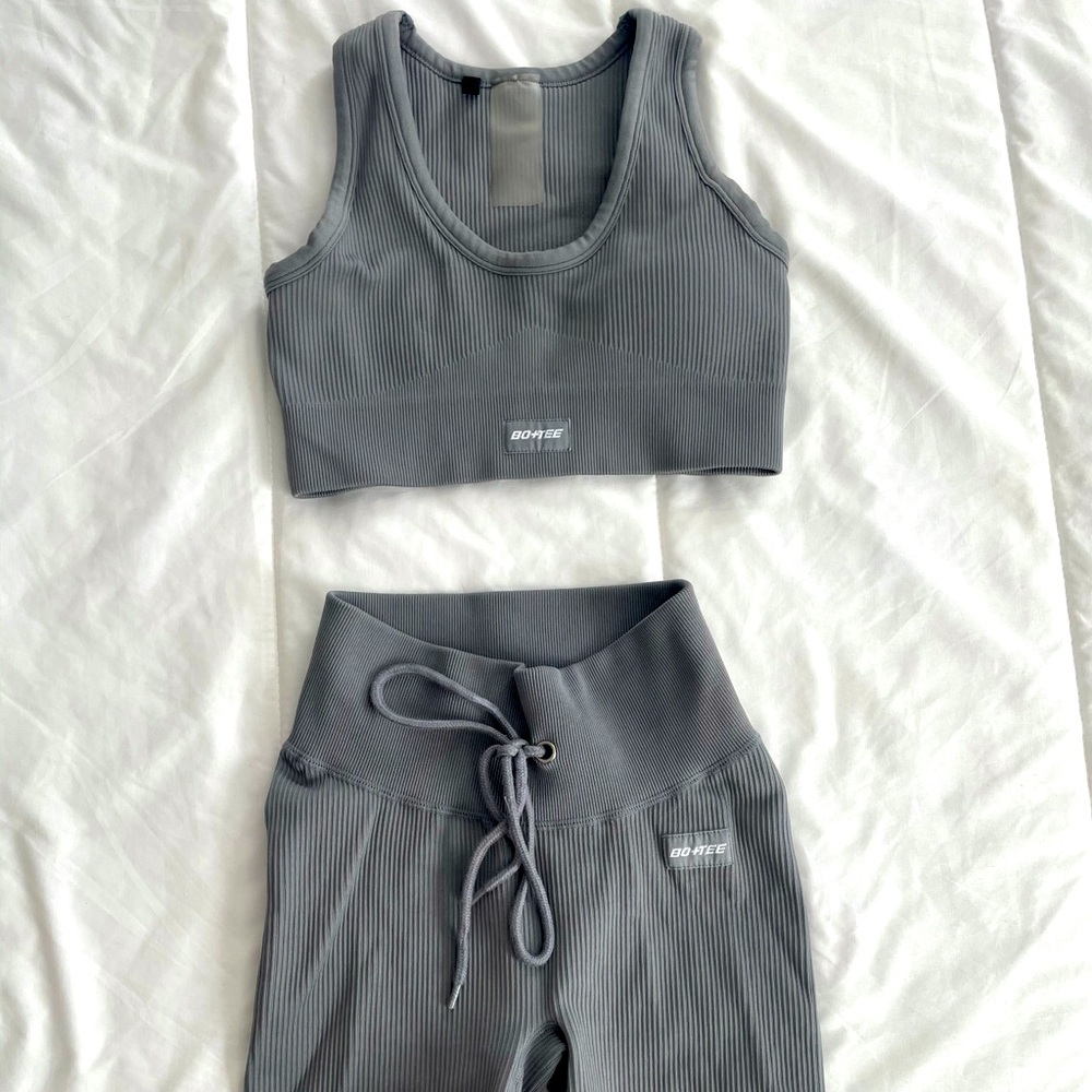 Bo and tee set in XS grey